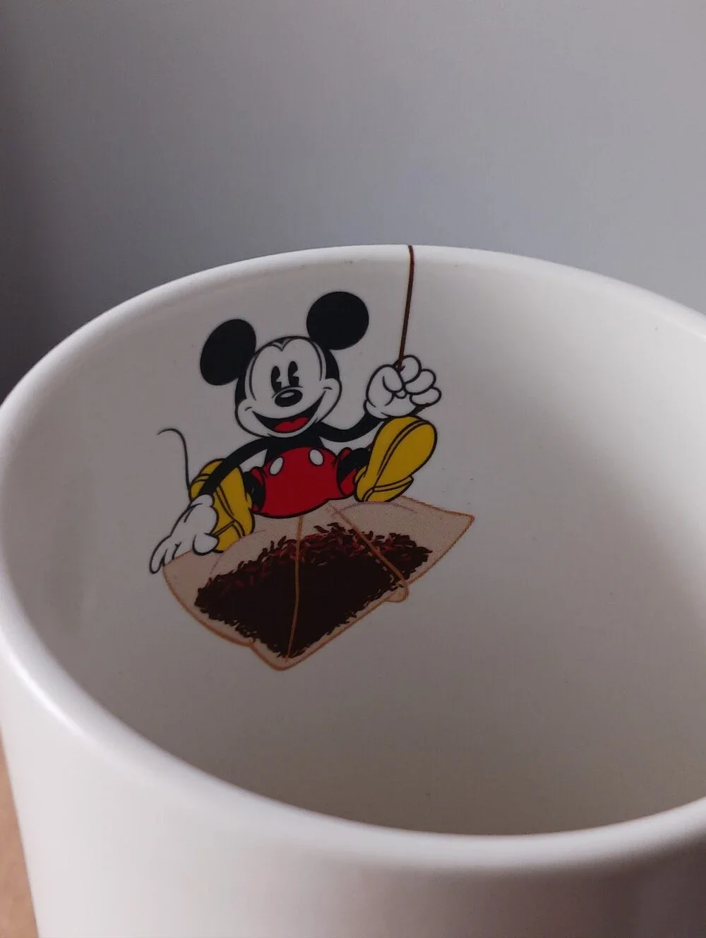 Ultra RARE Disney Japan Resort Mickey Mouse Tea Tumbler Ceramic Cup 5in Tall